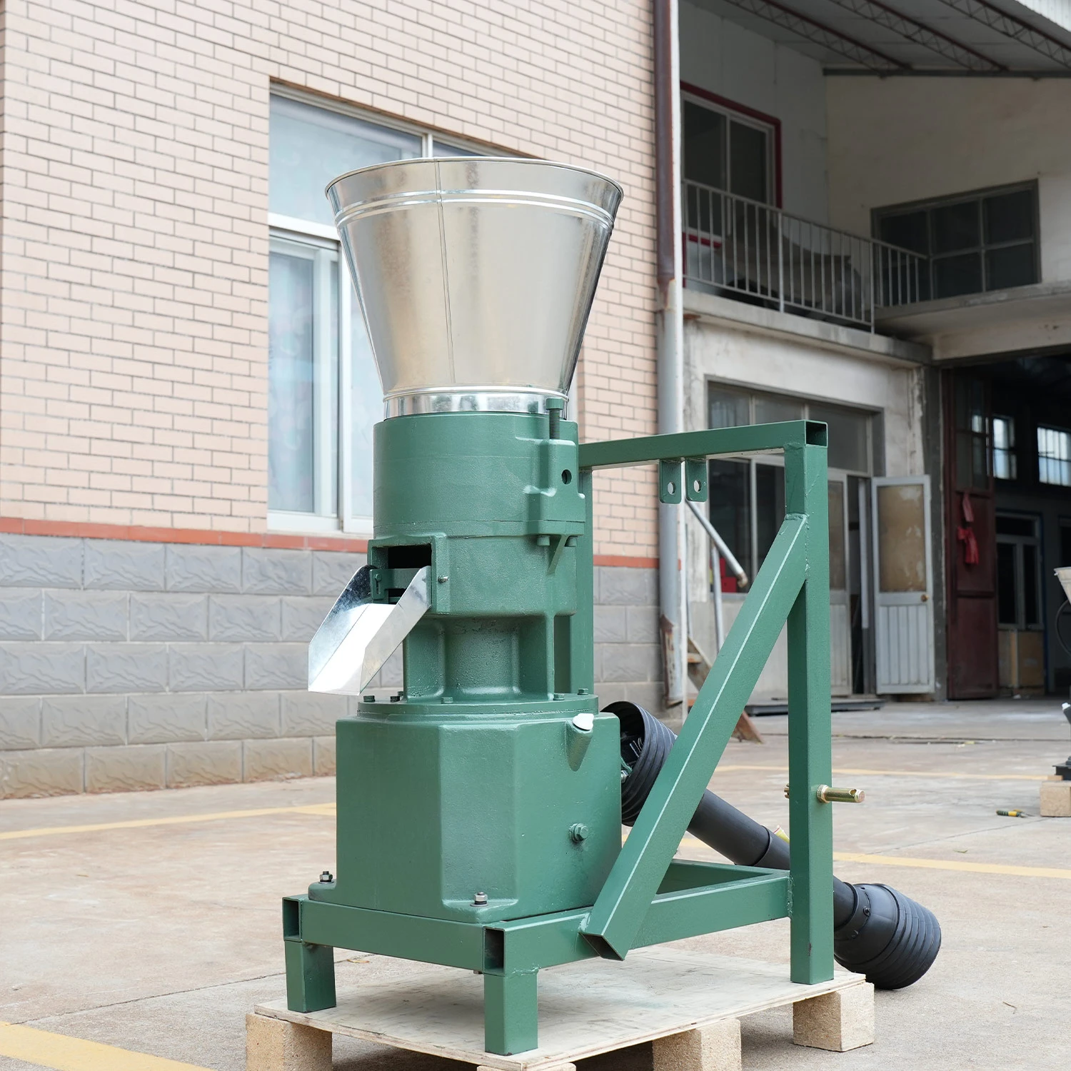 100-500kg/h Corn Stalk Pelletizer Machine +8615264530427